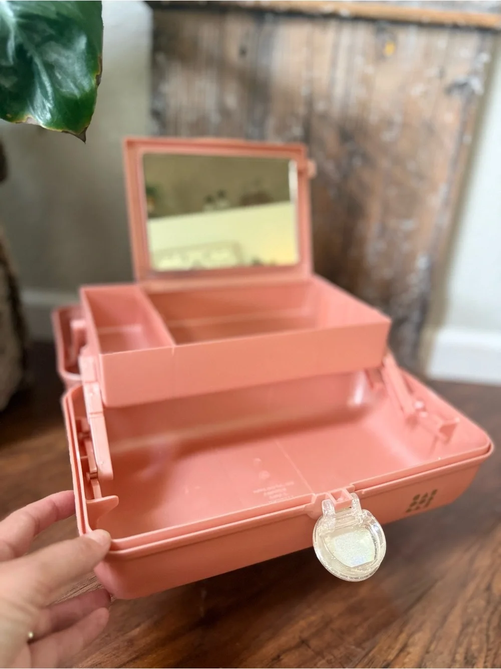 Caboodles On The Go Girl Rose Gold Metallic Makeup Case W/Mirror Ultra Exclusive